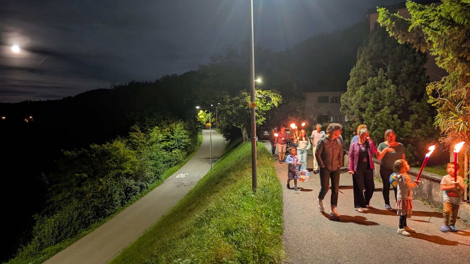 Fackelzug durchs Quartier